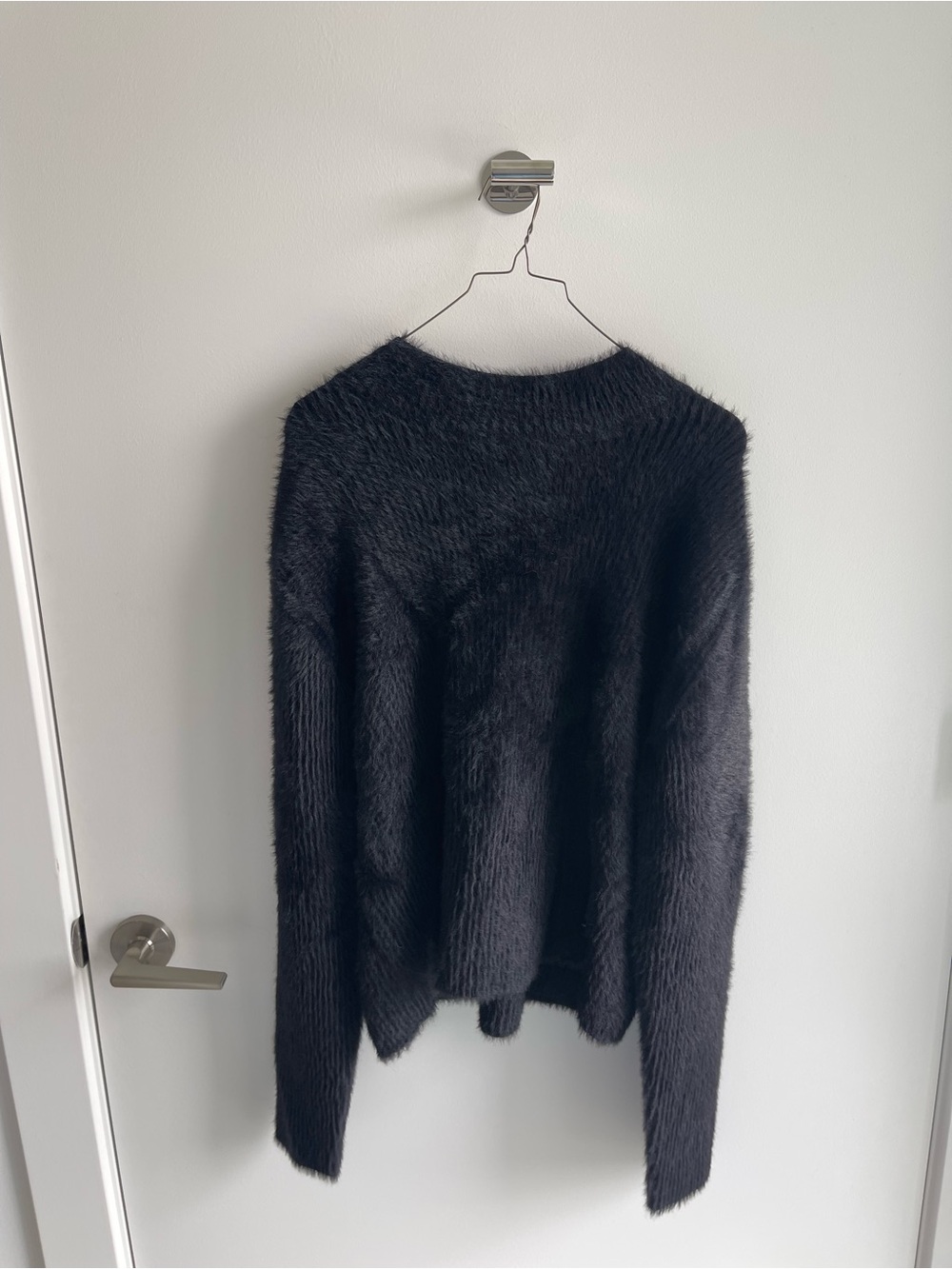 Banana Republic Fuzzy Black Women's Sweater - Soft Long-Sleeve
